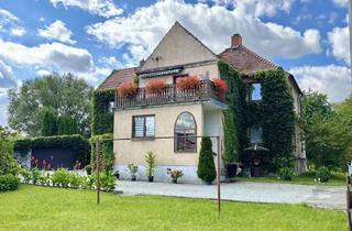 Haus kaufen in 02708 Löbau, Naturnahe Umgebung und idyllische Lage!Zweifamilienhaus mit Garage und Schuppen