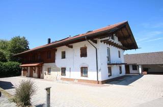 Haus kaufen in 85614 Kirchseeon, Mehrfamilienwohnhaus mit Nebengebäuden in Kirchseeon