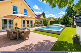 Einfamilienhaus kaufen in 12623 Berlin, Außergewöhnliches Einfamilienhaus mit Wellnessgarten in Mahlsdorf-Nord