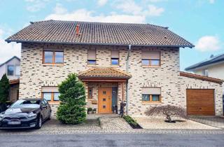 Anlageobjekt in 52351 Düren, Attraktive Kapitalanlage: Vollvermietetes Mehrfamilienhaus mit solider Rendite in Düren!