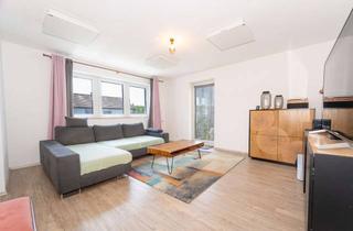 Wohnung kaufen in 79793 Wutöschingen, Modern wohnen – stilvoll modernisierte 4-Zimmer-Wohnung mit Dachterrasse, Balkon und Garage