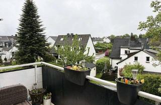 Wohnung kaufen in 45149 Haarzopf, Kernsanierte, klimatisierte Dachgeschosswohnung- Südbalkon & 2-Einheiten-Potenzial in Essen-Haarzopf