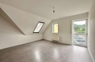 Wohnung kaufen in 09600 Weißenborn, 2-Zimmer-Dachgeschosswohnung mit offenem Wohnkonzept