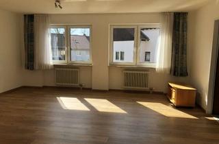 Wohnung mieten in Schloßhaldenstraße, 73079 Süßen, Renovierte 2-Zimmer-Wohnung mit Balkon und Garage in ruhiger Lage in Süße