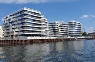 Wohnung mieten in Stralauer Allee 14, 10245 Friedrichshain, 2 ZIMMER Luxus Wohnung - EBK - Wasserblick - Balkone- 1585€ Warm - 1-3 Years contract