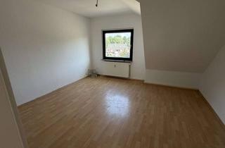 Wohnung mieten in Kirchhellener Str. 21, 45966 Gladbeck, 2- Raum Wohnung im Dachgeschoss mit VIDEO