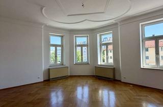 Wohnung mieten in Fürstenrieder Straße 12, 80687 Laim, Helle 4-Zi.-Altbauwohnung, Laim – Wohnküche, Balkon, WG-geeignet, bestens angebunden