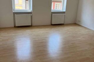 Wohnung mieten in 96049 Bamberg, Schöne Wohnung mit dreieinhalb Zimmern in Bamberg 1.Stock nähe Stadtarchiv -Uni-Untere Sandstrasse-