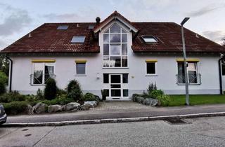 Wohnung mieten in Schöneberger Weg 26, 78056 Villingen-Schwenningen, Großzügige 3-Zimmer-Wohnung mit Balkon, Einbauküche & Garage in ruhiger Lage von Villingen-Schwennin
