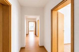 Wohnung mieten in Gärtnerstraße 43, 09306 Rochlitz, Großzügige 4-Raum Wohnung - wohnen mit über 109 m² in Rochlitz