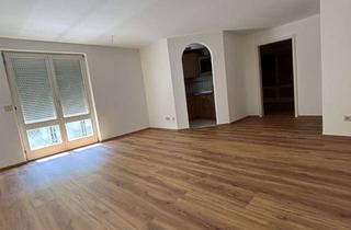 Wohnung mieten in Gottfried-Michael-Straße, 83301 Traunreut, 2-Zi. Wohnung 55qm in Traunreut - Dachterrasse - TG - Stellplatz