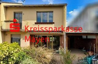Doppelhaushälfte kaufen in 56642 Kruft, Familienfreundliche Doppelhaushälfte mit Garten, Terrasse und Garage