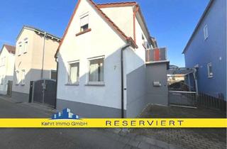 Einfamilienhaus kaufen in 76761 Rülzheim, Rülzheim - Gemütliches EFH mit kleinem Innenhof und Stellplatz - perfekt für 1-2 Personen in Rülzheim