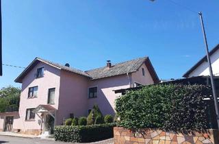 Einfamilienhaus kaufen in 56379 Singhofen, Singhofen - großes freistehendes Einfamilienhaus Garage und 7 Carportstellp.
