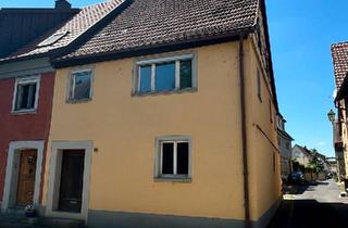 Haus kaufen in 97252 Frickenhausen, Frickenhausen am Main - Sanierungsbedürftiges Haus