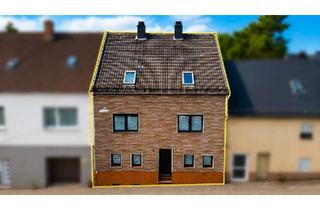 Haus kaufen in 55765 Birkenfeld, Birkenfeld - Modernisiertes Reihenmittelhaus mit großem Ausbaupotenzial