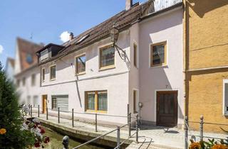 Wohnung kaufen in 87700 Memmingen, Wohnen wie im eigenen Haus – Historischer Charme auf drei Ebenen