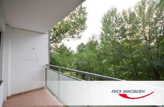 Wohnung kaufen in 23611 Bad Schwartau, Freie 2 Zimmer Eigentumswohnung mit Balkon und PKW-Stellplatz