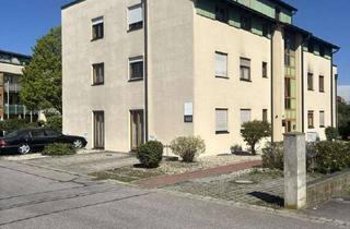 Wohnung kaufen in 84130 Dingolfing, Provisionsfreies 1,5-Zimmer Dachstudio mit 4% Rendite in hervorragender Lage - in Renovierung