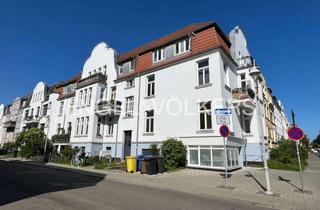 Wohnung kaufen in 18055 Stadtmitte, Sanierter Altbautraum inmitten des Bahnhofviertels!