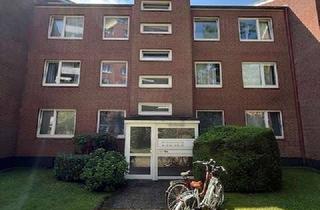 Wohnung kaufen in 22880 Wedel, Kapitalanlage mit Entwicklungspotential 2,5-Zimmer-Wohnung