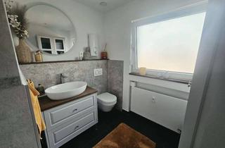 Wohnung kaufen in 41564 Kaarst, Großzügig gestaltete Eigentumswohnung mit eigenem Garten