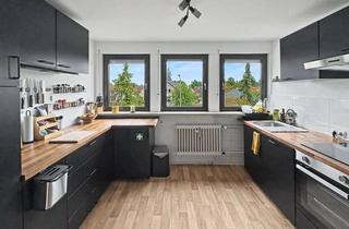 Wohnung kaufen in 91056 Büchenbach, Gepflegte 3-Zimmer-Dachgeschosswohnung mit ca. 98 m² in Erlangen-Büchenbach