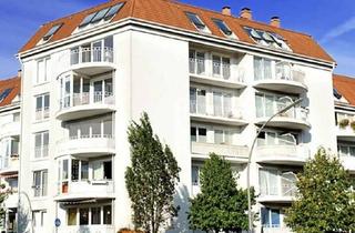 Wohnung kaufen in Bekkamp, 22045 Jenfeld, Lichtdurchflutete Dachgeschosswohnung mit offener Küche, Kamin, Tiefgarage und modernem Wohnkomfort
