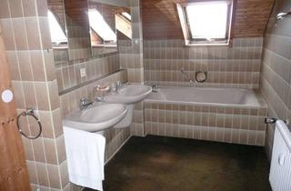 Wohnung kaufen in Aloisenweg, 84364 Bad Birnbach, Eigentumswohnung in Bad Birnbach, DG, 94qm, 4 Zimmer