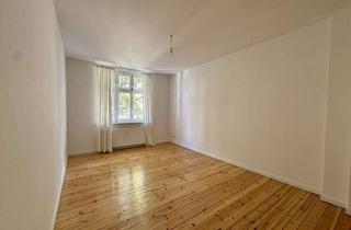 Wohnung kaufen in Stargarder Straße 48, 10437 Prenzlauer Berg, Charmante Altbauwohnung im begehrten Helmholtzkiez