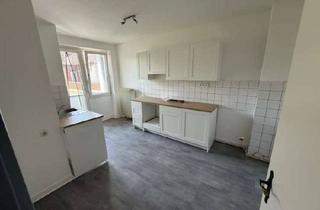 Wohnung mieten in 41065 Mönchengladbach, Ideal für Wohngemeinschaften: 4-Zimmer-Wohnung (5min von Hochschule Niederrhein)