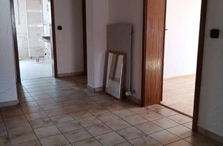 Wohnung mieten in Blaubeurer Weg, 72108 Rottenburg, 2-Zimmer DG-Wohnung