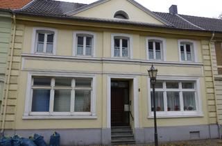 Wohnung mieten in Fabrikstr., 47119 Ruhrort, Schöne 2,5-Zimmer-Dachgeschosswohnung zur Miete in Duisburg