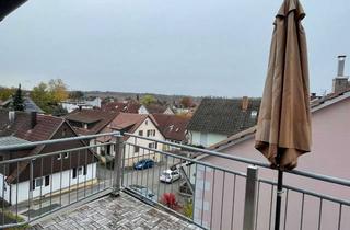 Wohnung mieten in 73730 Esslingen, Schöne 4-Zimmer-DG-Wohnung mit Balkon und EBK in Esslingen am Neckar