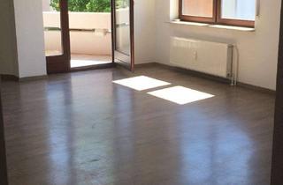 Wohnung mieten in Untere Marktstraße, 63110 Rodgau, **Geräumige 3-Zimmer-Wohnung mit Balkon**