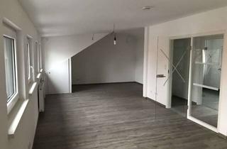 Wohnung mieten in 65439 Flörsheim, Moderne 4-ZKB Dachgeschosswohnung im Stadtkern von Flörsheim