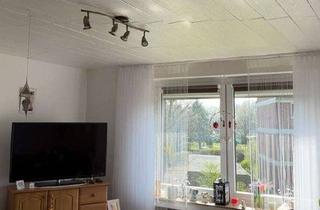 Wohnung mieten in Wartsberg, 47906 Kempen, Gemütliche 4-Zi-Wohnung mit Holzdecke, unsaniert, im 2. OG zu vermieten
