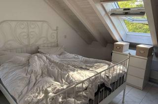 Wohnung mieten in Görzer Strasse 150, 81549 Ramersdorf-Perlach, Helle Zwei-Zimmer-Dachgeschosswohnung in Ramersdorf