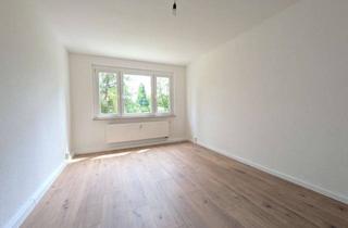 Wohnung mieten in Bahnhofstraße 8A, 04828 Bennewitz, 3-Zimmerwohnung + Tageslichtbad mit Wanne + EBK als Option !!!