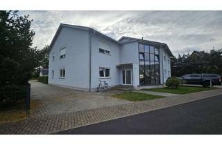 Wohnung mieten in Sielower Straße, 03096 Briesen, Freundliche 3-Zimmer-Erdgeschosswohnung mit gehobener Innenausstattung mit Terrasse und EBK