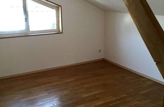 Wohnung mieten in Veilchenstraße, 94526 Metten, Metten Mansardenwohnung/Appartement m. EBK, 1,5 Zimmer