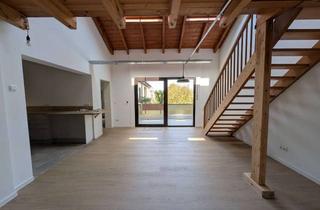 Wohnung mieten in Finsterwalderstr. 48, 83026 Süd, Stilvoll modernisiert: 2,5-Zimmer-Dachgeschosswohnung mit Galerie