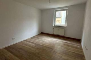 Wohnung mieten in Bamberger Straße 18, 96231 Bad Staffelstein, Kernsanierte helle 4,5-Zimmer-Wohnung mit Balkon in Bad Staffelstein