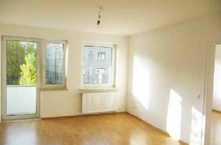 Wohnung mieten in Plinganserstraße 37, 81369 Sendling, Zentral am Harras, renovierte, helle 2-Zi.-Whg., kleiner Balkon, 1. OG