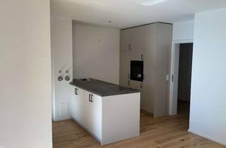 Wohnung mieten in Breitenbergweg 11, 86391 Stadtbergen, Einziehen & wohlfühlen-moderne, sanierte Wohnung mit Garten und Einbauküche in Deuringen