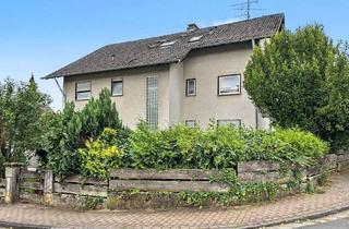 Mehrfamilienhaus kaufen in 63477 Maintal, Teilvermietetes Mehrfamilienhaus mit Potenzial und drei Parteien in Wachenbuchen - Maintal