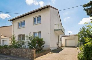 Haus kaufen in 55583 Bad Münster-Ebernburg, Vielseitig nutzbar: Zweifamilienhaus mit Garten und Balkon – perfekt für Kapitalanleger und Familien