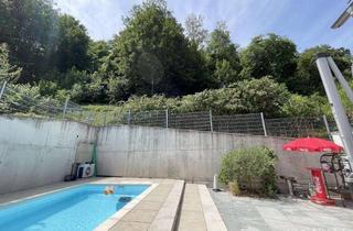 Doppelhaushälfte kaufen in 78315 Radolfzell, Moderne Doppelhaushälfte mit Pool, Photovoltaik und hochwertiger Ausstattung nahe Radolfzell