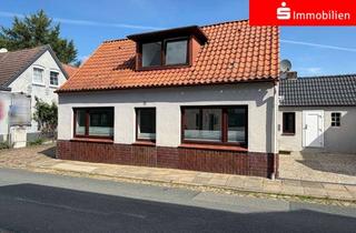 Haus kaufen in 25746 Heide, Umfangreich saniertes Stadthaus zentral in Heide
