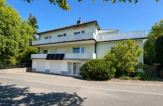 Haus kaufen in 97267 Himmelstadt, Seltene Gelegenheit: Gepflegtes Zweifamilienhaus mit zwei Wohneinheiten und Garten!